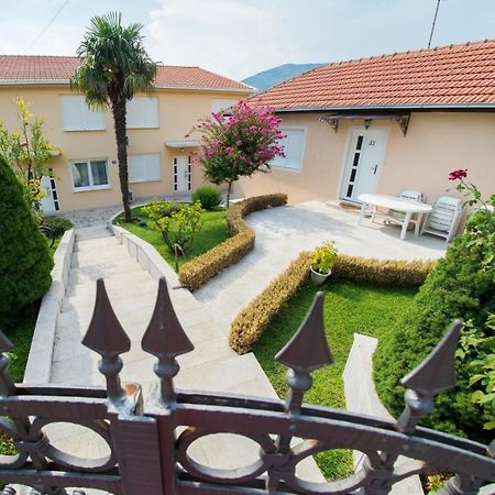 Guest House Agava Мостар Экстерьер фото