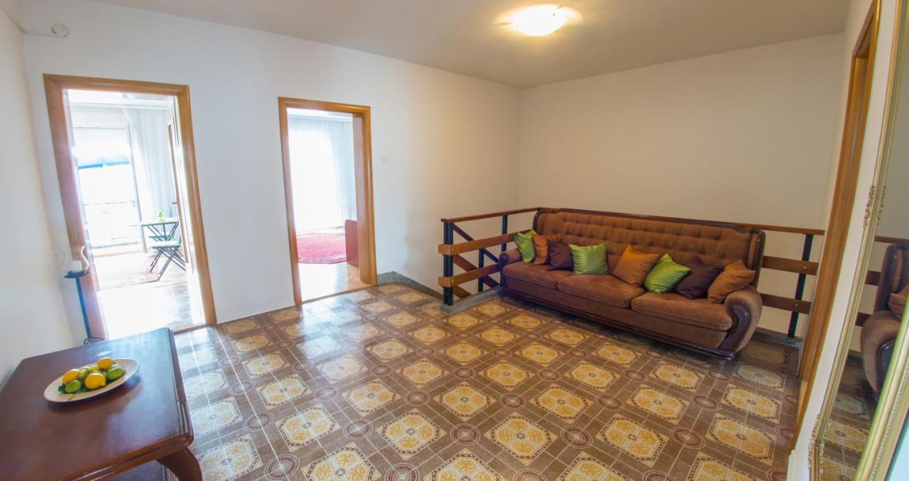 Guest House Agava Мостар Экстерьер фото